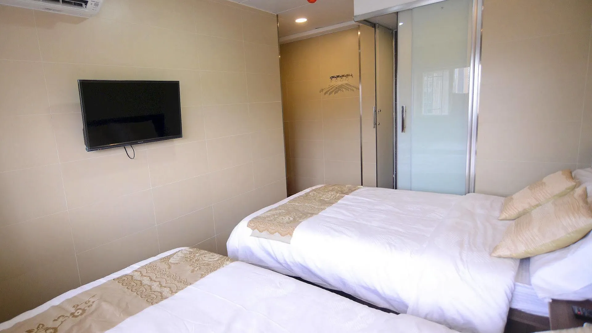 Kong Hing Guest House Hong Kong