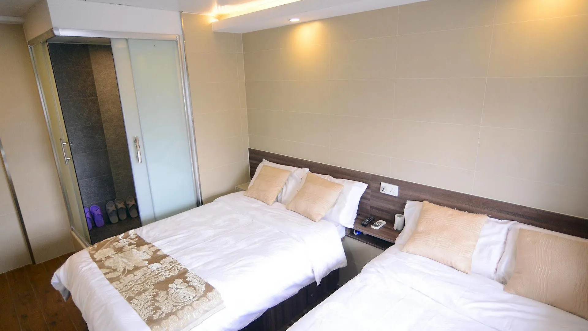 Kong Hing Guest House Hong Kong China